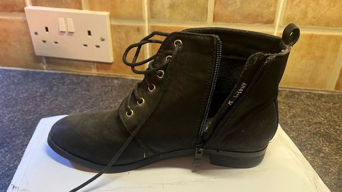 Vices black ankle boots
