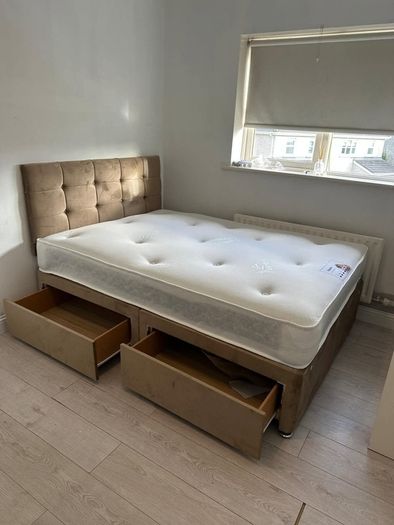 Double Bed