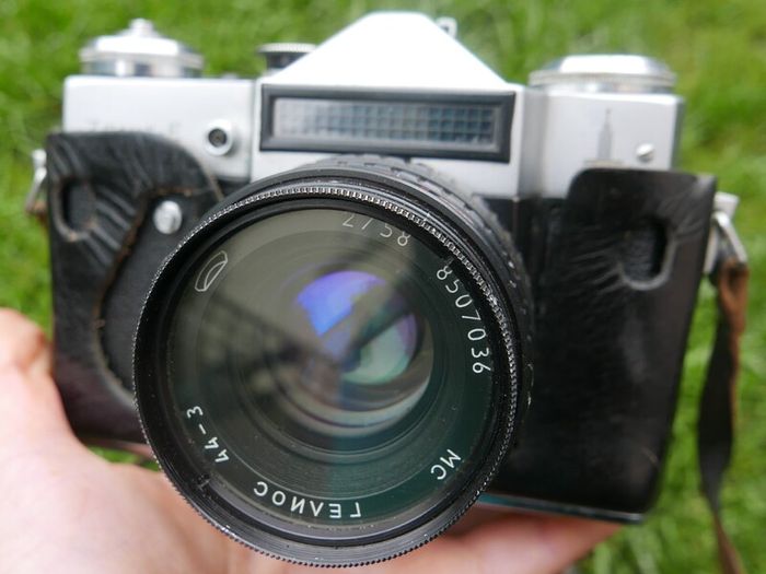 Vintage  Zenit E Point And Shoot Film Camera Silver Tested