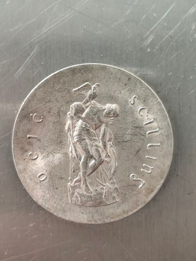 2x Padraig Pearse silver 10 shilling coins