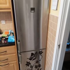 zanussi fridge freezer