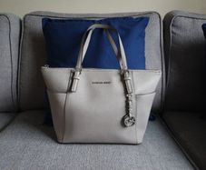 Michael Kors jet set medium tote bag