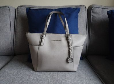 Michael Kors jet set medium tote bag