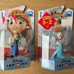 Frozen Disney Infinity Figures. Anna and Elsa.