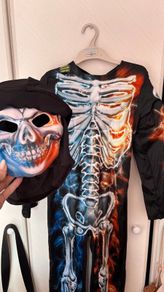 halloween Costumes size 31-32 in 12-13 years boy