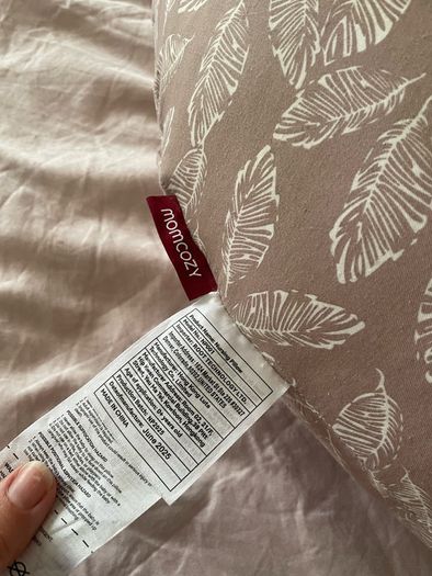 Momcozy feeding pillow