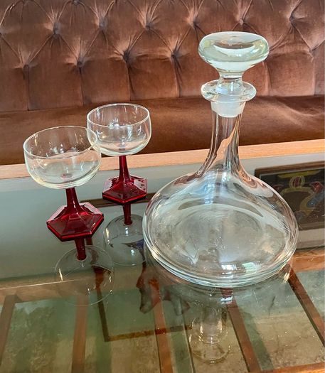 Vintage Full Bodied Red Wine Glass Decanter Original Stopper