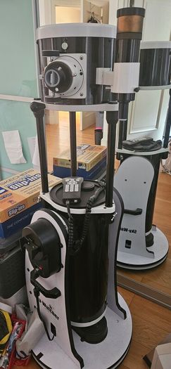 Skywatcher Skyliner 200P FlexTube SynScan Wifi GoTo Parabolic Dobsonian Telescope