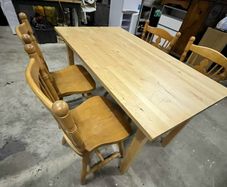 Table & 4 chairs