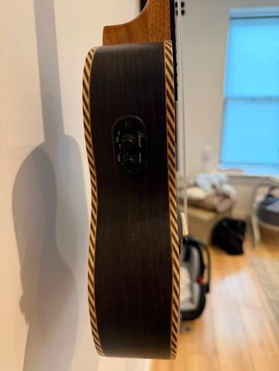 Hartwood Sonata HW-TBK-ARCONE Electro Concert Ukulele