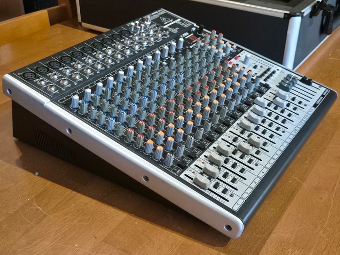 Behringer Xenyx X2442USB with case (FREE SHIPPING)