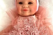 doll.      Beautiful full bodied silicone reborn doll