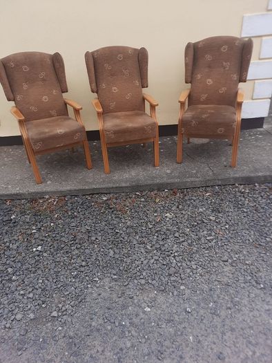 orthopaedic armchairs