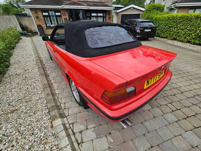 BMW 328i cabrio e36 vintage