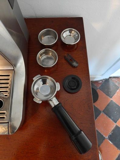 Sage coffee machine (minor leak)