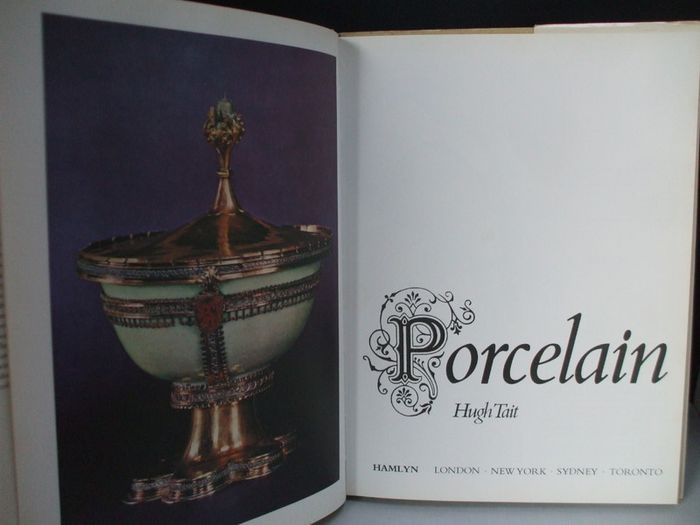 SALE!  PORCELAIN by Hugh Tait (English edition)