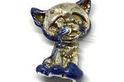 Vintage costume cat brooch