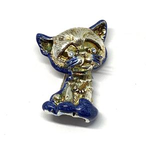 Vintage costume cat brooch