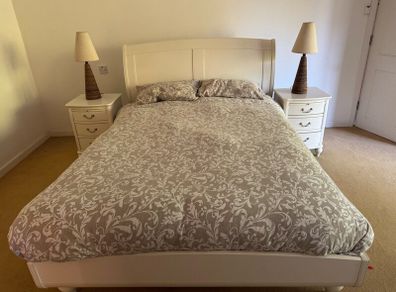 Kingsize Bed - Lockers - Mattress - From Casseys