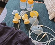 Medela breast pump accessories and bra