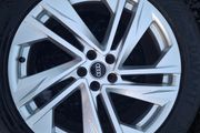 20" Genuine Audi Q7 S Line Alloys with tyres