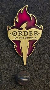 Harry Potter,  order of the phoenix,  pin back badge.