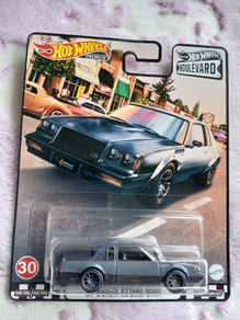 Hot Wheels Premium Boulevard Real Riders - '87 Buick Regal GNX Car #30