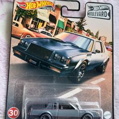 Hot Wheels Premium Boulevard Real Riders - '87 Buick Regal GNX Car #30