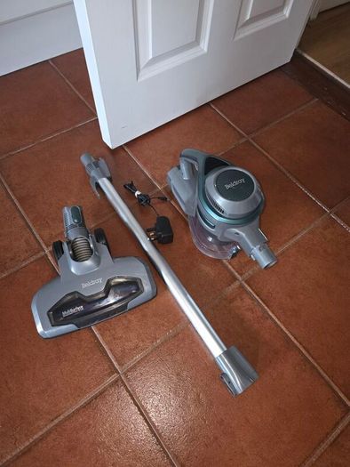 Beldray Cordless Vacuum Cleaner (please read add)