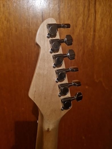 gear 4 music strat