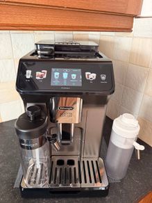 Delonghi  Eletta Explore Coffee Machine