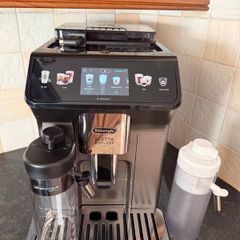 Delonghi Eletta Explore Coffee Machine