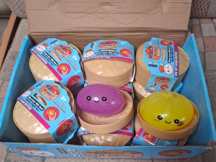 Mystery Glitter Bun Squishy Fidget Toys