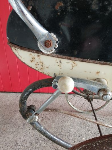 Vintage 1950s Pram