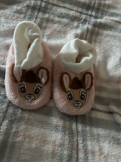 Girls shoes 6/9 mths
