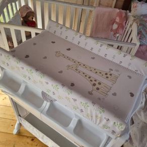 Bath & Changing Unit 0-12 months