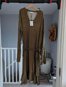 Gorgeous Yaya woman dress