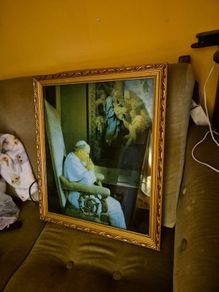 Unique Item. Vintage Large Display Picture of Praying John Paul II in a Frame. Electric, lights up. Religious.