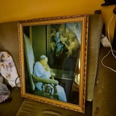 Unique Item. Vintage Large Display Picture of Praying John Paul II in a Frame. Electric, lights up. Religious.