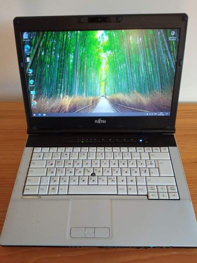 Fujitsu Lifebook S751 - Intel Core i5 Laptop