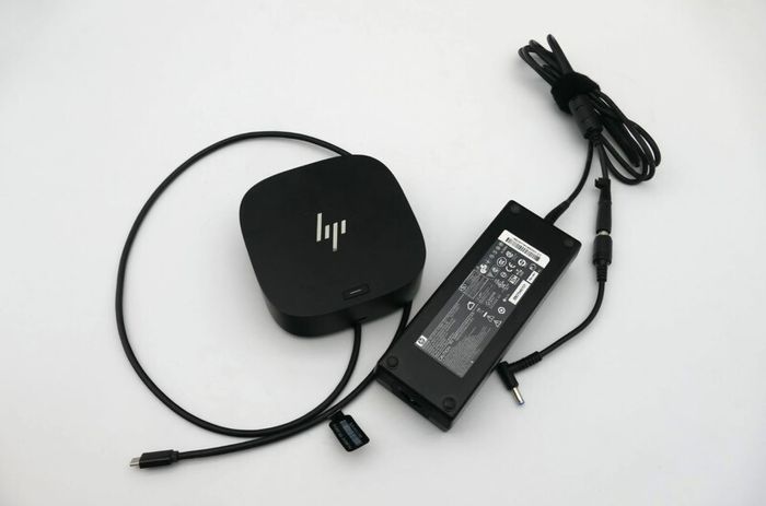 HP G5 Usb-C Model HSN- IX02 Docking Station with HP 120W Power Supply