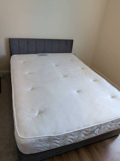 Double 4'6" Divan Bed with headboard and 2 drawers