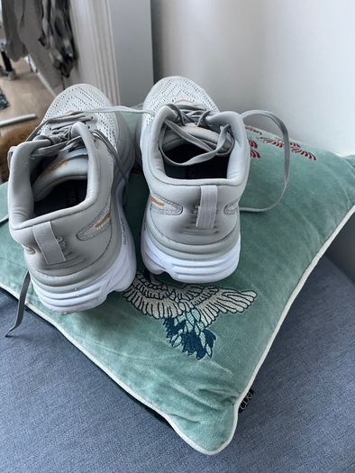 hoka Clifton 9 Women's