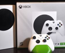 Xbox Series S 1T (New)