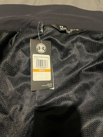 under armour jacket size S / M