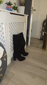 Suade knee high platform boots black