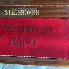 Steinhoven Piano
