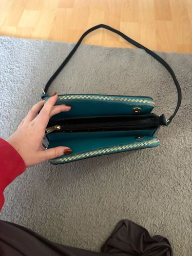 hand bag