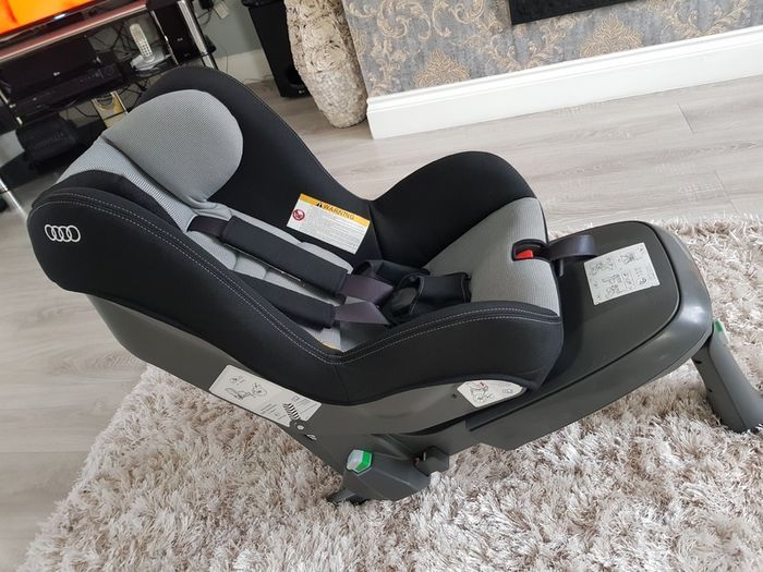 Audi original child seat