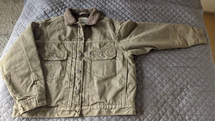 Levis jacket Man size L